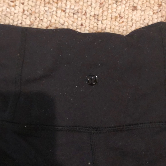 Black lululemon leggings - Picture 3 of 4